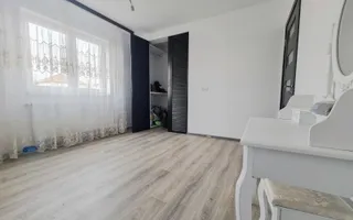 Apartament nou, mobilat și utilat - 3 camere, 2 bai și curte - Poză 21