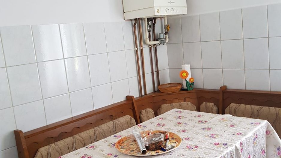 Apartamente la bloc 2 camere - Poză 7