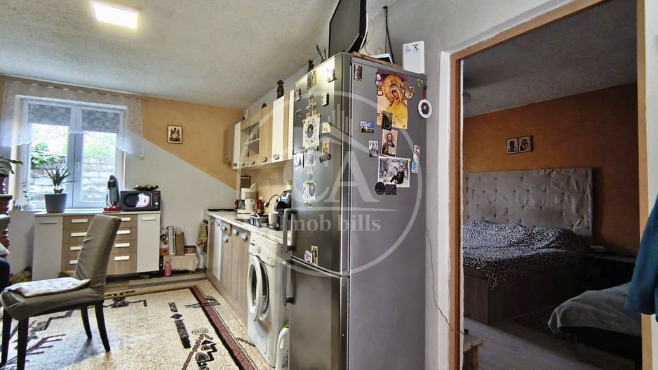 Apartament cu 2 camera la curte comuna de vanzare Central, Oradea - Poză 5