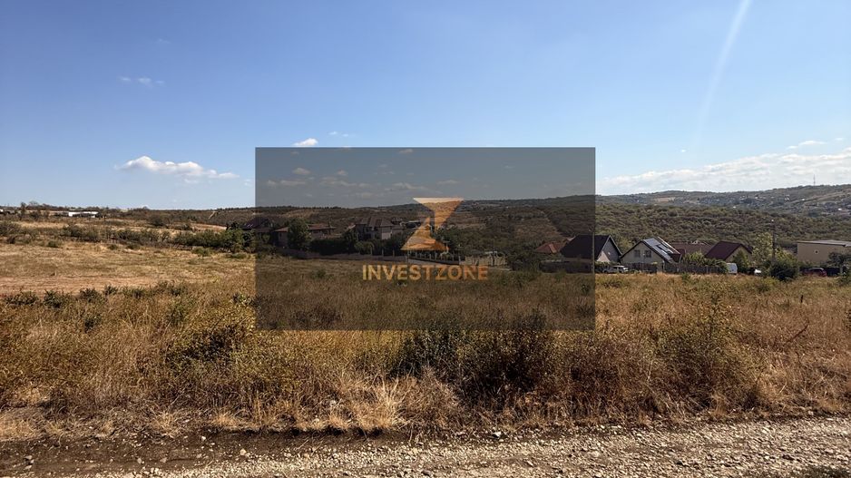 Teren intravilan str. Colinelor Oradea 940 mp - Poză 2