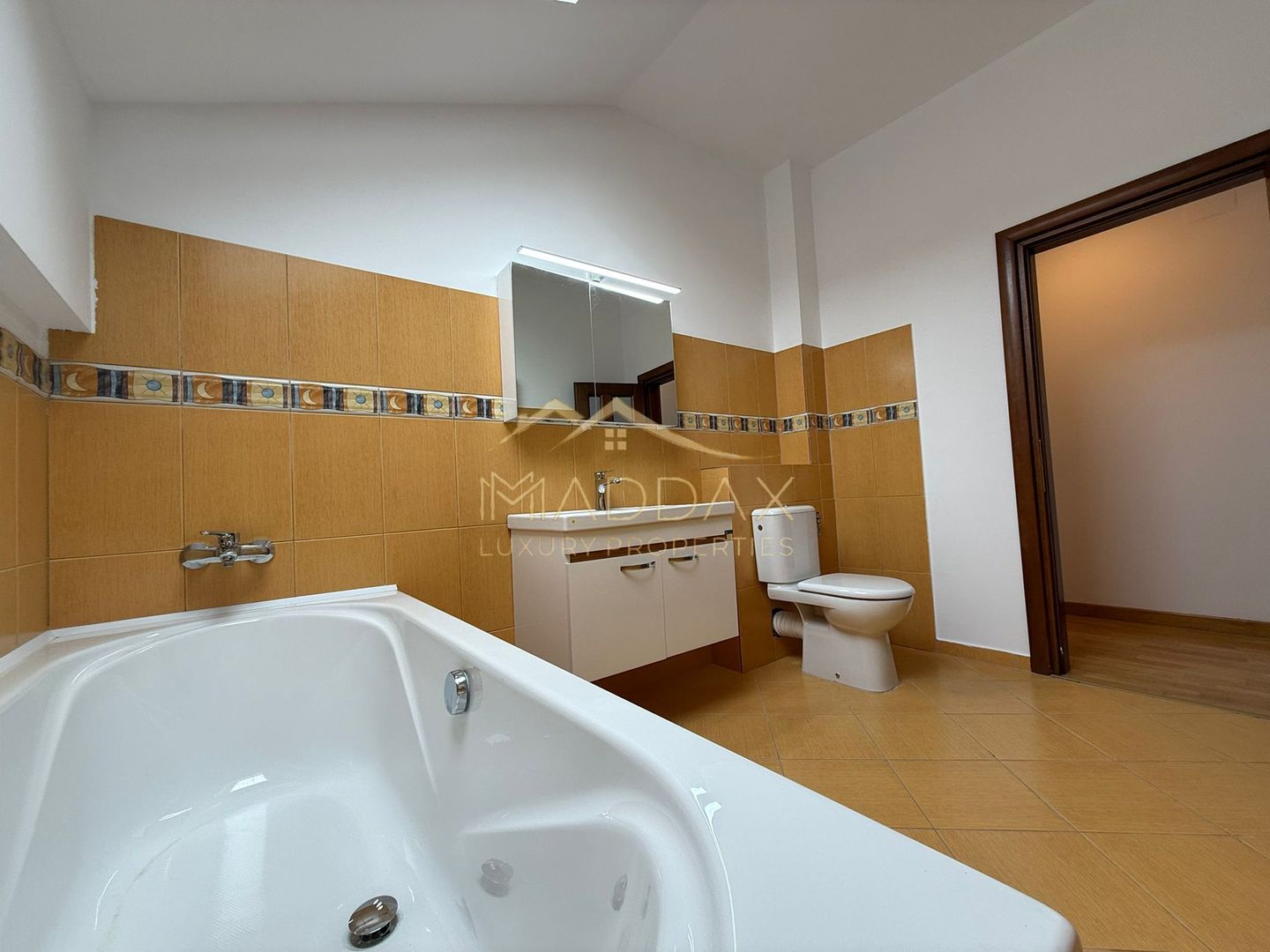 Vila moderna Corbeanca-spatiu, confort si intimitate - Poză 25