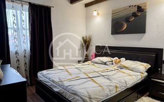 Casă de vânzare cu 6 camere in cartierul Tineretului, Oradea - Poză 8