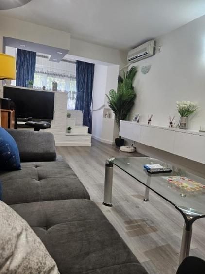Apartament 3 camere Decomandat - Poză 7