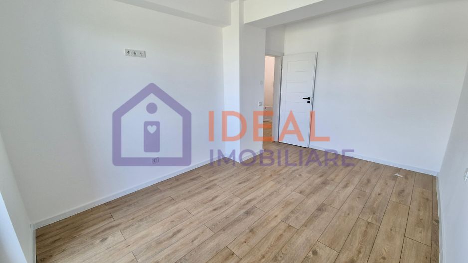 Apartament 3 camere si balcon |  Calea Surii Mici - Poză 1