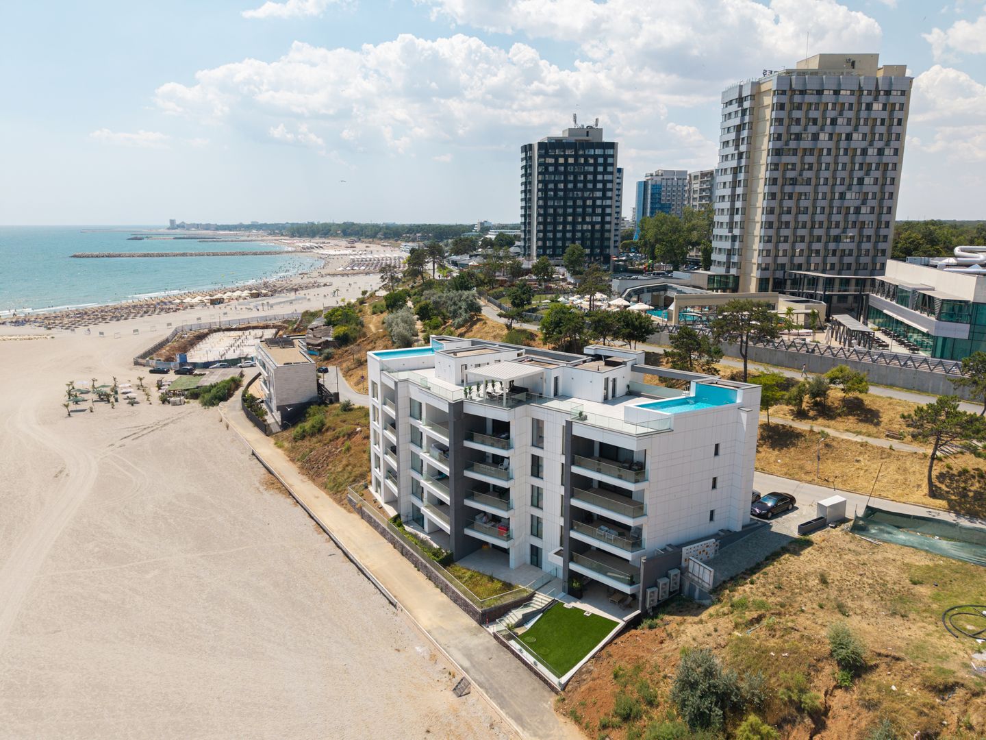 PENTHOUSE CU PISCINA, VEDERE PANORAMICA LA MARE/FALEZA OLIMP - Poză 25