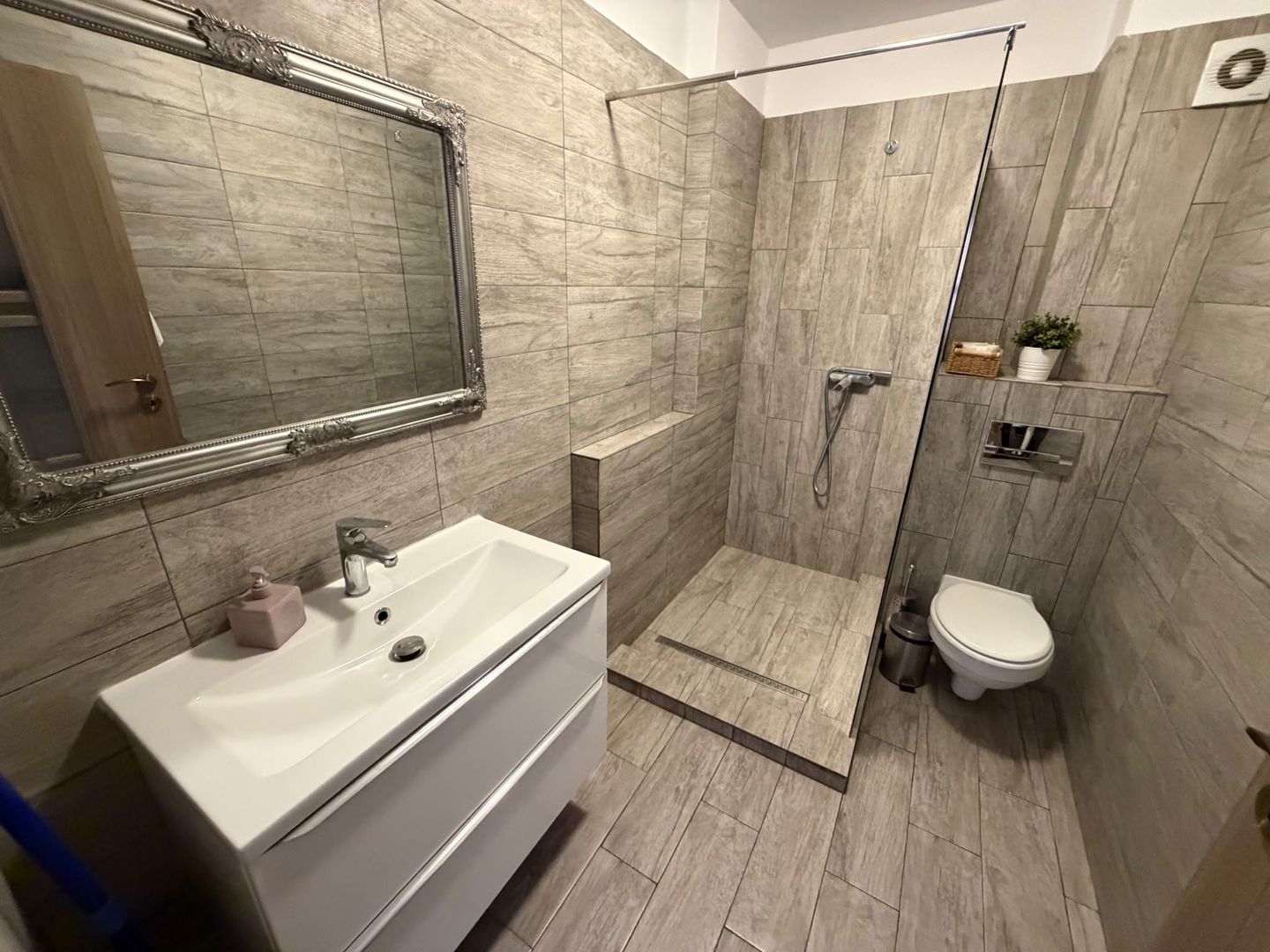 AP. 4 CAMERE - TIP DUPLEX, PARCARE, 120 MP UTILI, CENTRALA, COMIS 0% - Poză 14