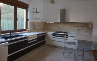 VILA CU 6 CAMERE SI PISCINA LA INCHIRIERE LANGA BRITISH SCHOOL - Poză 4