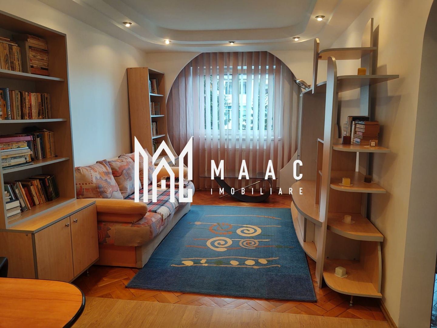 Apartament 3 camere I Etajul 3 I Decomandat I Strand - Poză 1