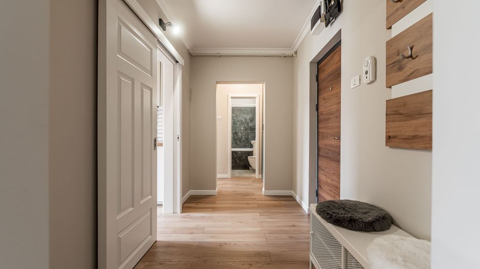 Apartament ultrafinisat la cheie cu 2 camere decomandat Piata Mica - Poză 4