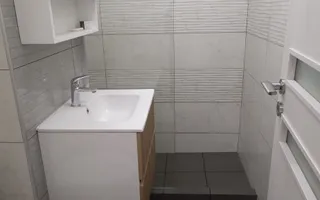 Sibiu/ Metrou Favorit 3 minute pe jos/ Renovat 2025 - Poză 15