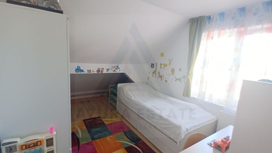 Casa individuala 5 camere 150 mp utili si teren 460 mp in Cristian - Poză 5