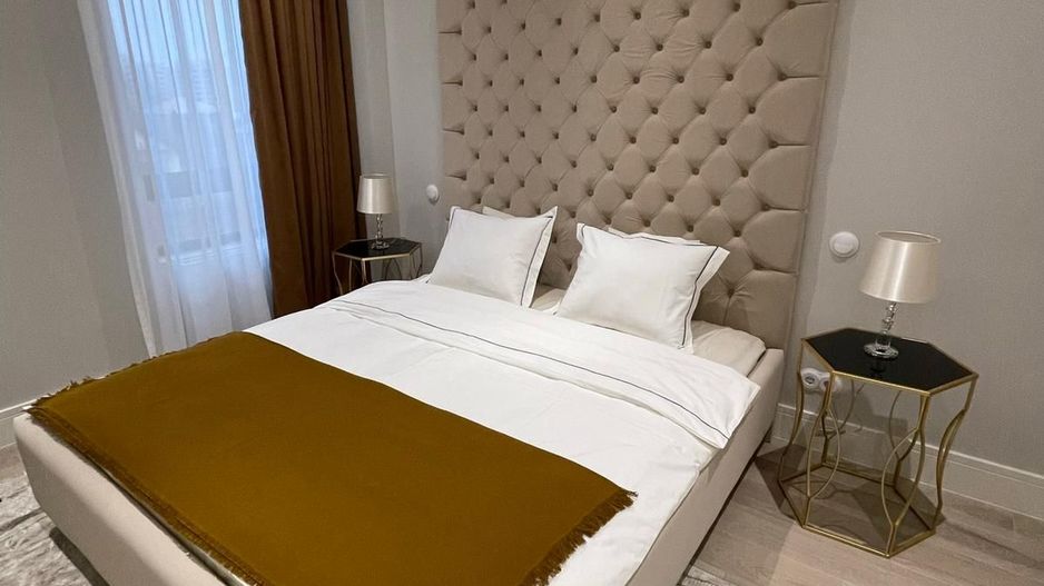 Apartament 3 camere de închiriat – Complex Triana. Piscină exterioară - Poză 3