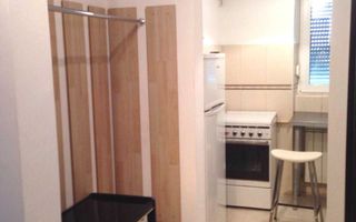 Garsonieră Piața Romană | Centrală proprie | Fără risc seismic - Poză 4
