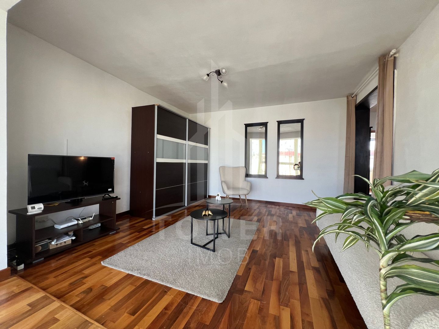 Apartament 3 camere de închiriat - Str Nicolae Iorga - Poză 2