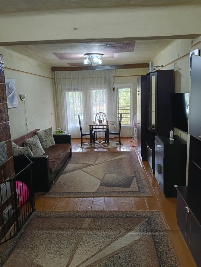 Sinaia | 2 Camere | Vedere spre Bega. - Poză 1