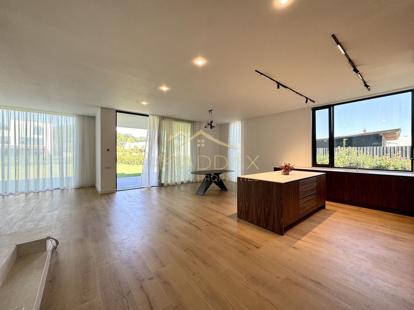 Vila Exclusivista in Mijlocul Naturii *959mp teren*/ 420mpc / Balotesti - Poză 1