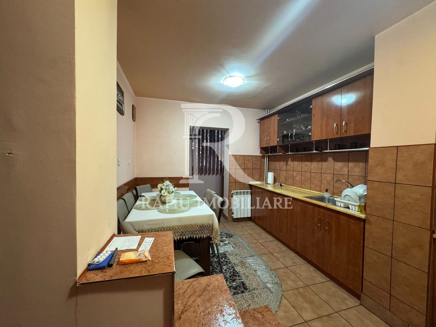 De inchiriat | Apartament cu 3 camere | Oradea - Poză 2