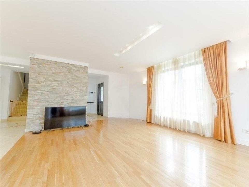 Vanzare vila 5 camere Oxford Gardens - Poză 7