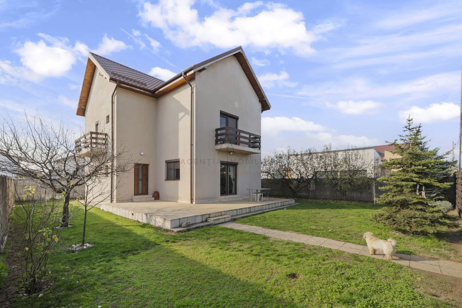 Casă P+1+M I curte 500 mp — Comision 0 - Poză 1