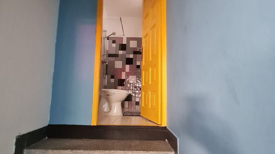 Apartament open-space pretabil pentru birou sau de locuit - Poză 3