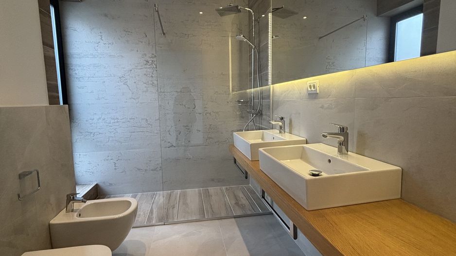 Minimalist în Timișoara - Poză 6