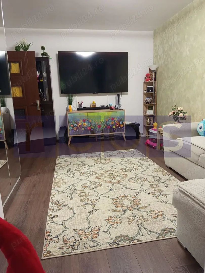 VANZARE APARTAMENT CU CURTE PRIVATA 2 CAMERE 50 MPM CENTRALA  SALAJAN TITAN - Poză 2