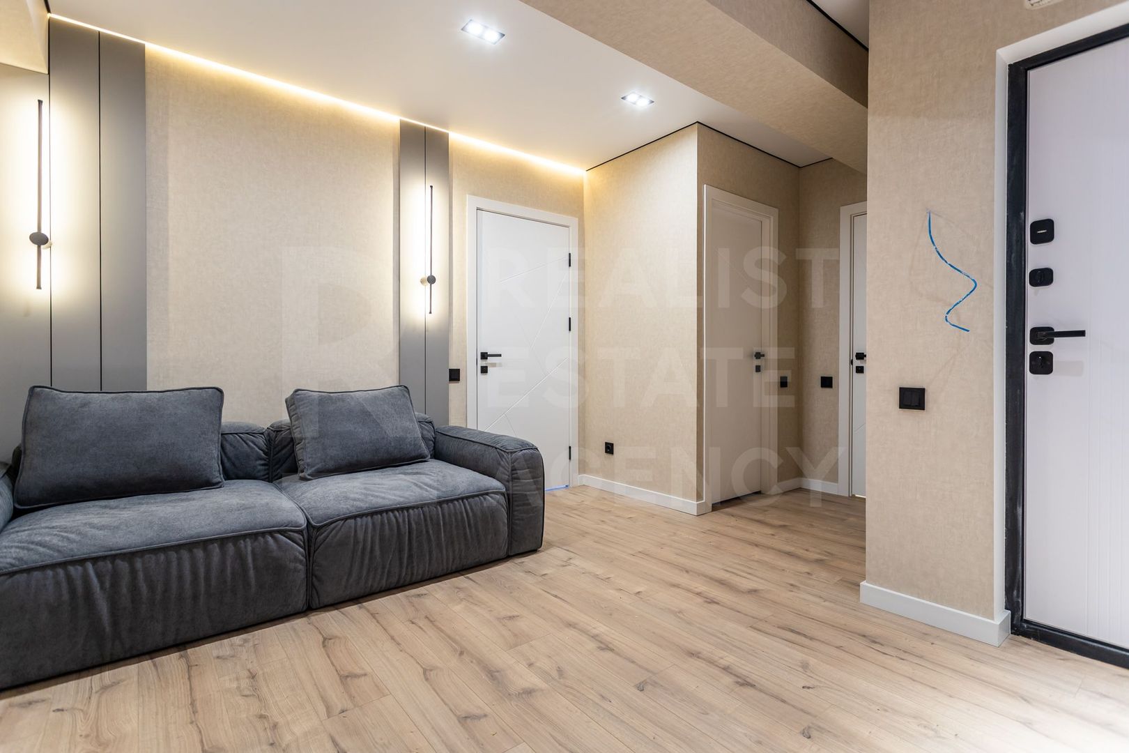 Vânzare, apartament, 2 camere, str. Ginta Latină, sectorul Ciocana - Poză 2