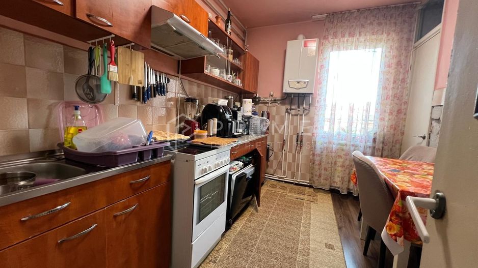 Apartament cu 3 camere decomandat, Sângeorgiu de Mureș - Poză 7