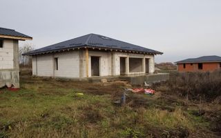 Vand casa cu mandarda in Vetis! - Poză 6