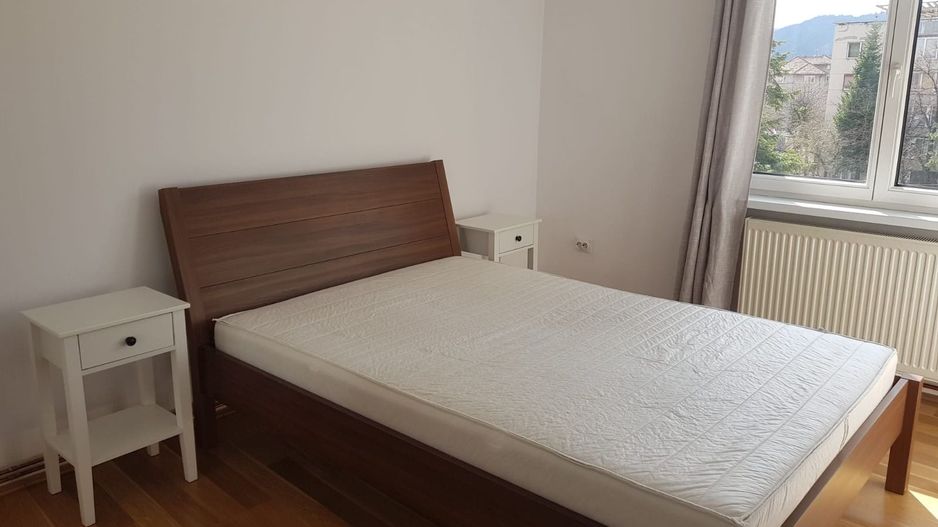 apartament cu 2 camere - Poză 3
