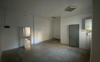 Spatiu comercial | Vitrina mare la strada | 70 mp | V. Aaron - Poză 3