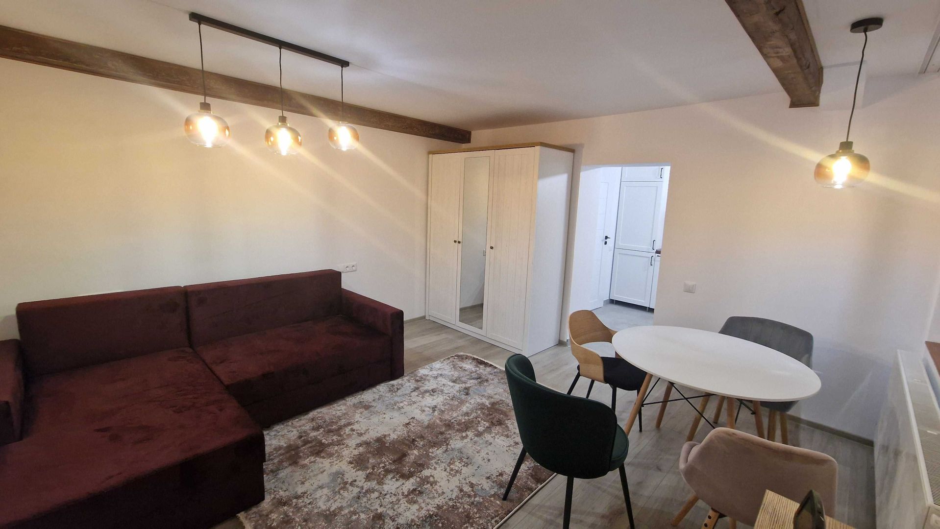 Garsoniera in centrul istoric, Brașov - Poză 3