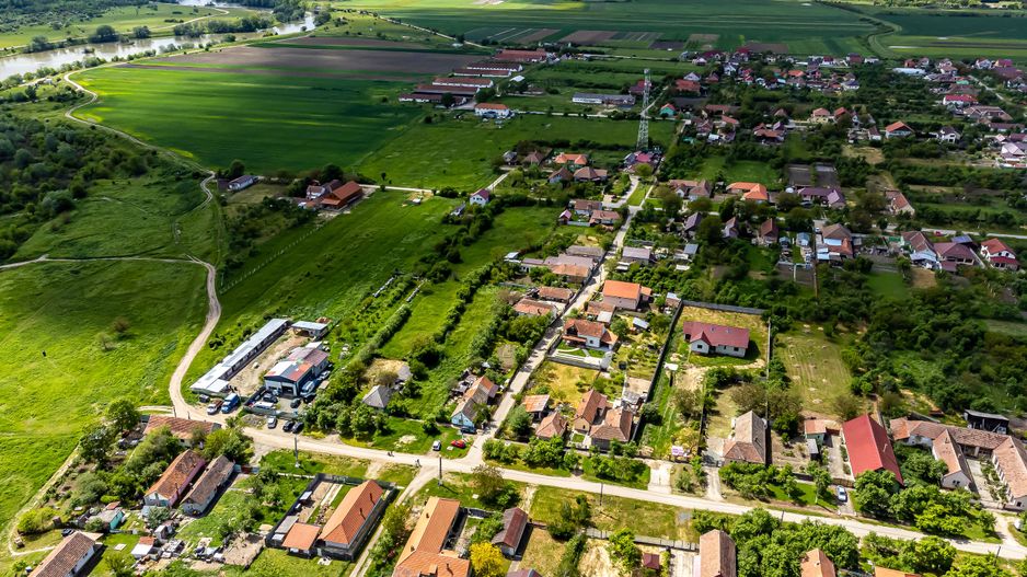 Teren intravilan Mândruloc - Poză 6