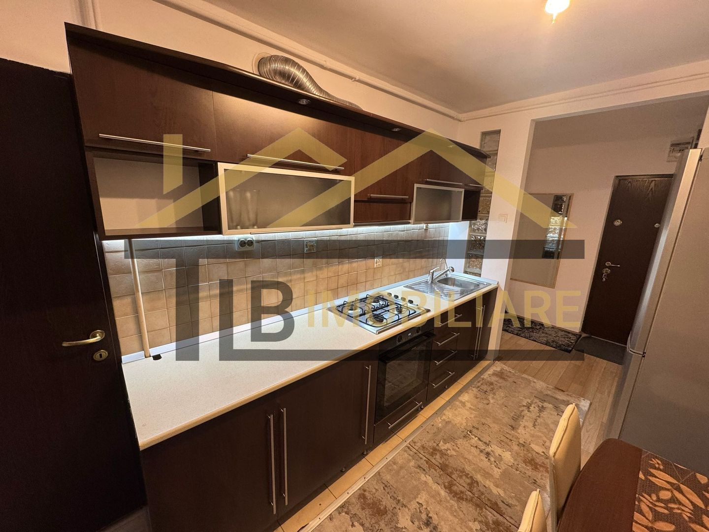 Apartament de 3 camere, 74mp, decomandat, Zona Fortuna - Poză 8