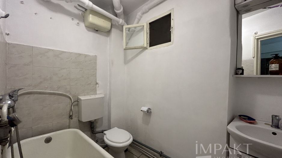 Vanzare apartament 2 camere semidecomandate zona Horea! - Poză 8