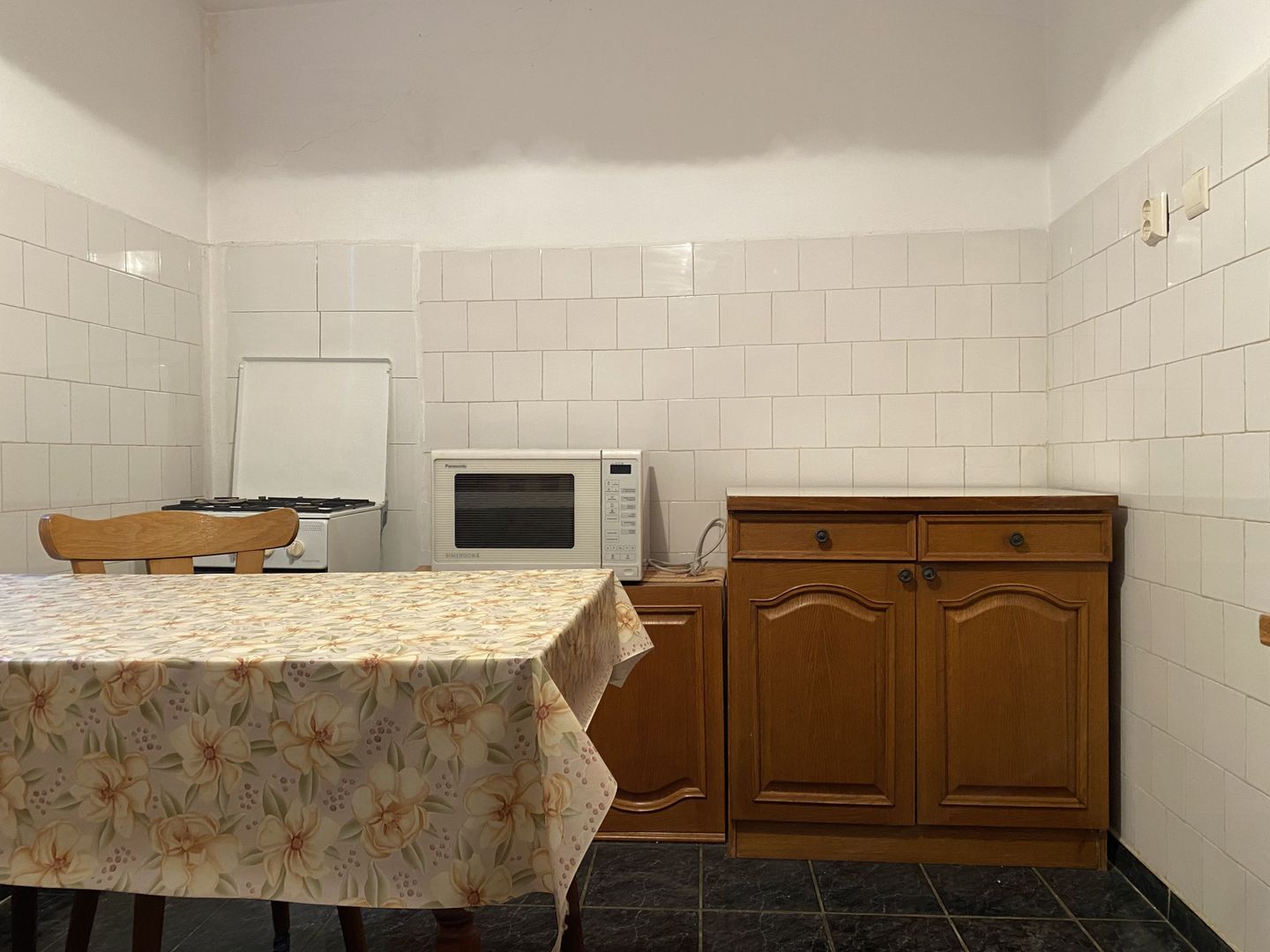 Vanzare apartament -3 camere la casă, etaj 1+pod+cota teren–Târgoviște - Poză 8