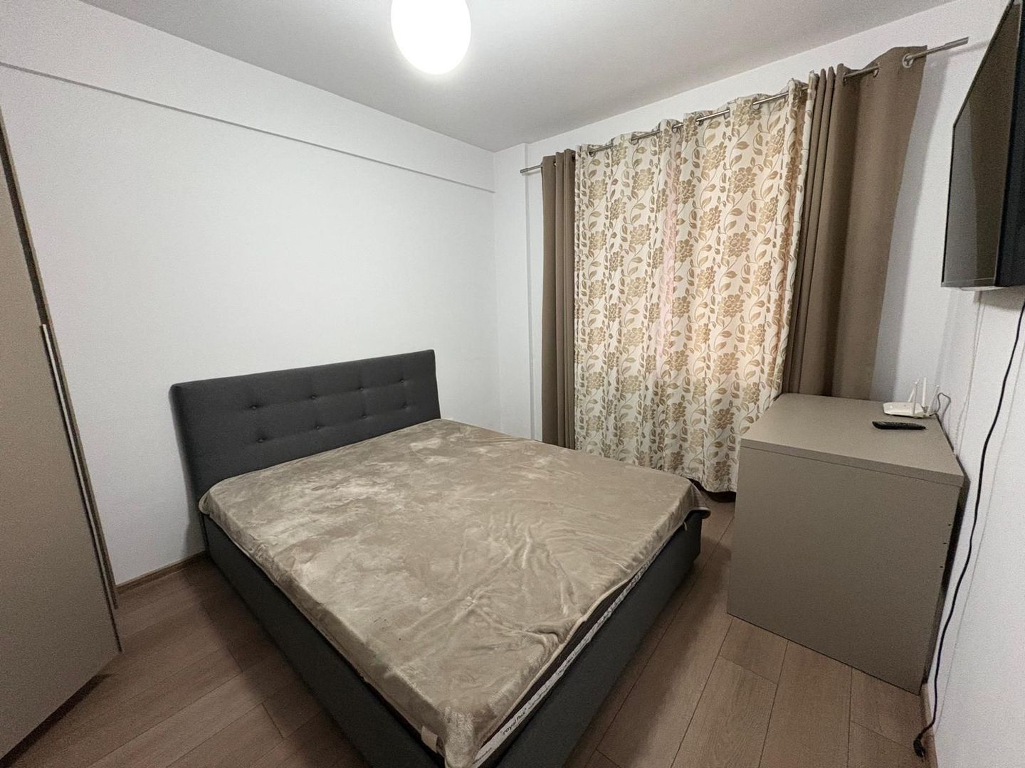 AP. 2 CAMERE- APARATORI, MOBILAT MODERN, METROU 15 MINUTE, BLOC NOU - Poză 3