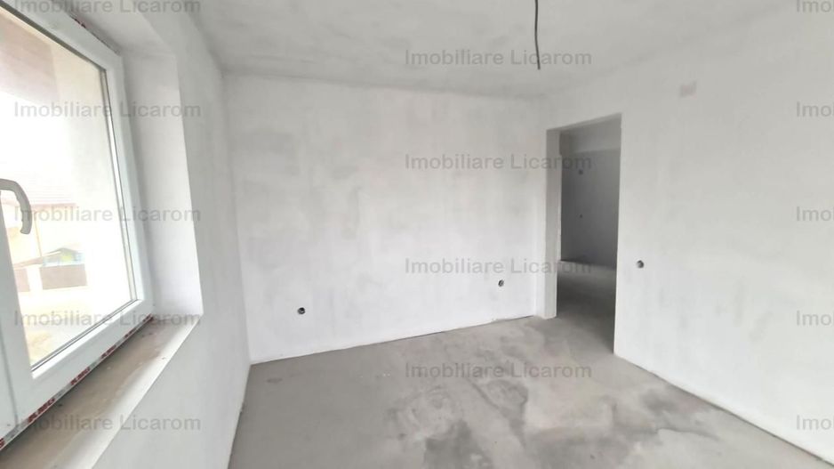 Vila Stupini P+E, 5 camere,curte,acces auto.(Parte Duplex) - Poză 11