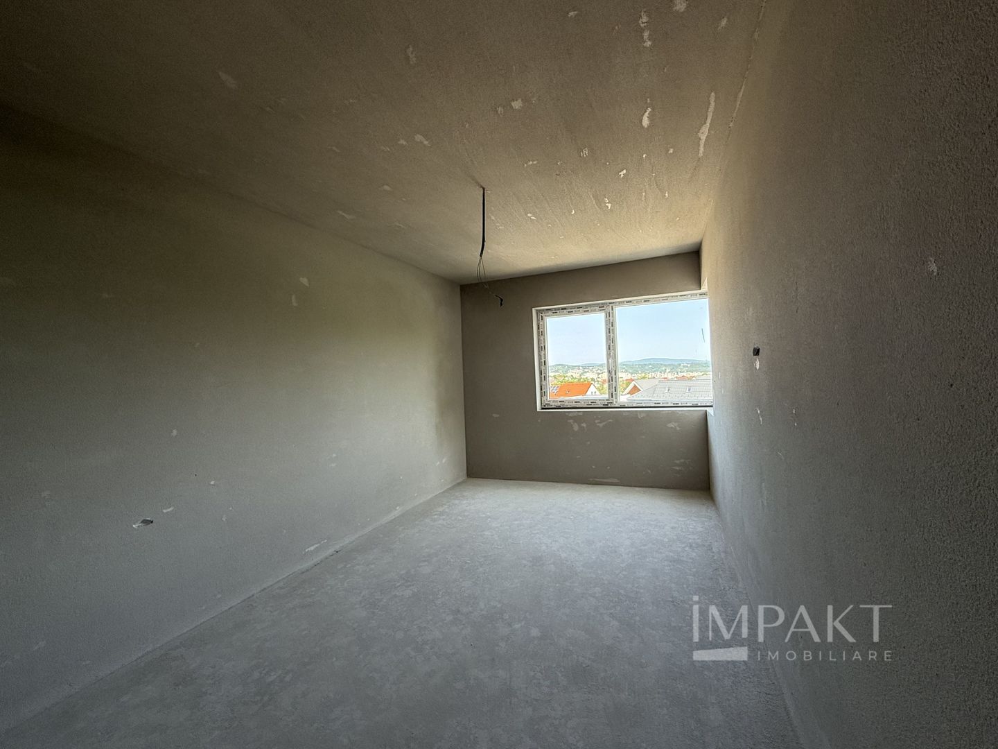 Case cuplate la liziera padurii , ideale pentru 2 familii ! - Poză 26