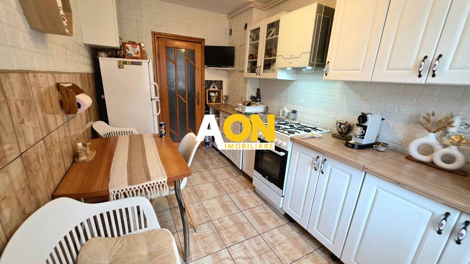 Apartament 2 Camere, Decomandat, Etaj 2, Complet Mobilat si Utilat - Poză 2