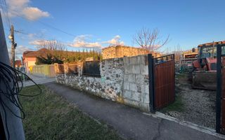 Teren casa 590mp + fundatie casa cu beci, Giarmata - Poză 2