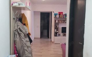Apartament de vanzare - Poză 3