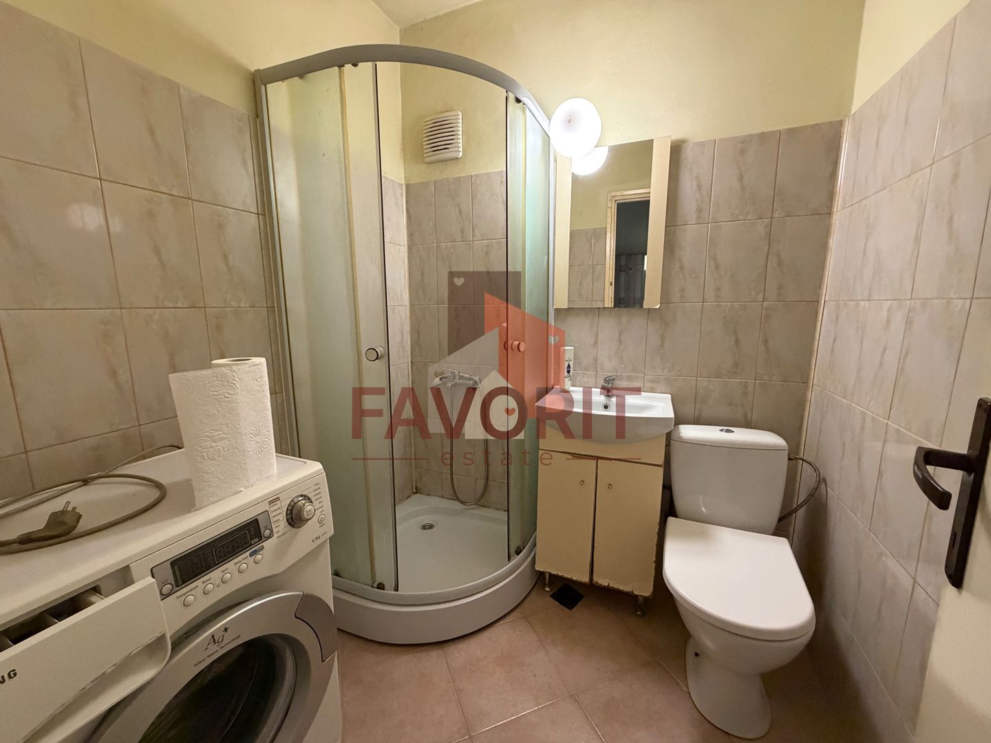 Etaj intermediar. Zona Circumvalatiunii. Disponibil imediat - Poză 5