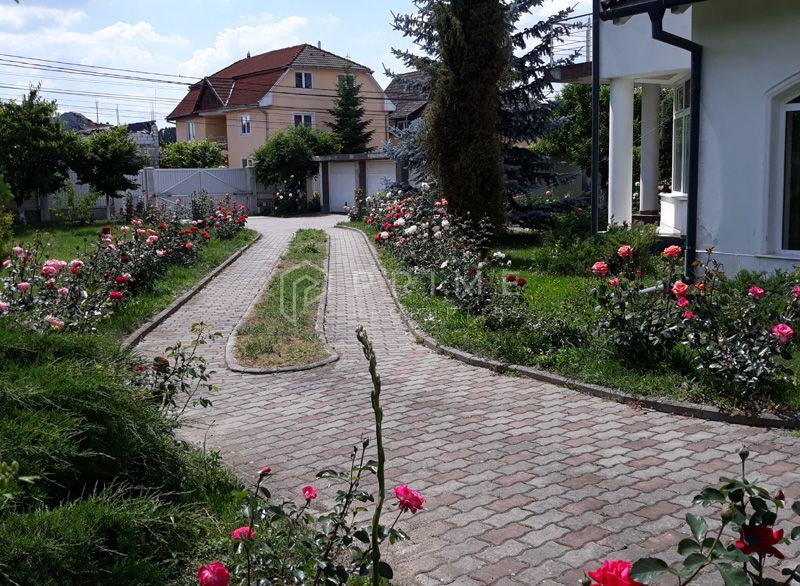 Reședință de lux cu potențial comercial –zonă Băi, Sângeorgiu de Mureș - Poză 14