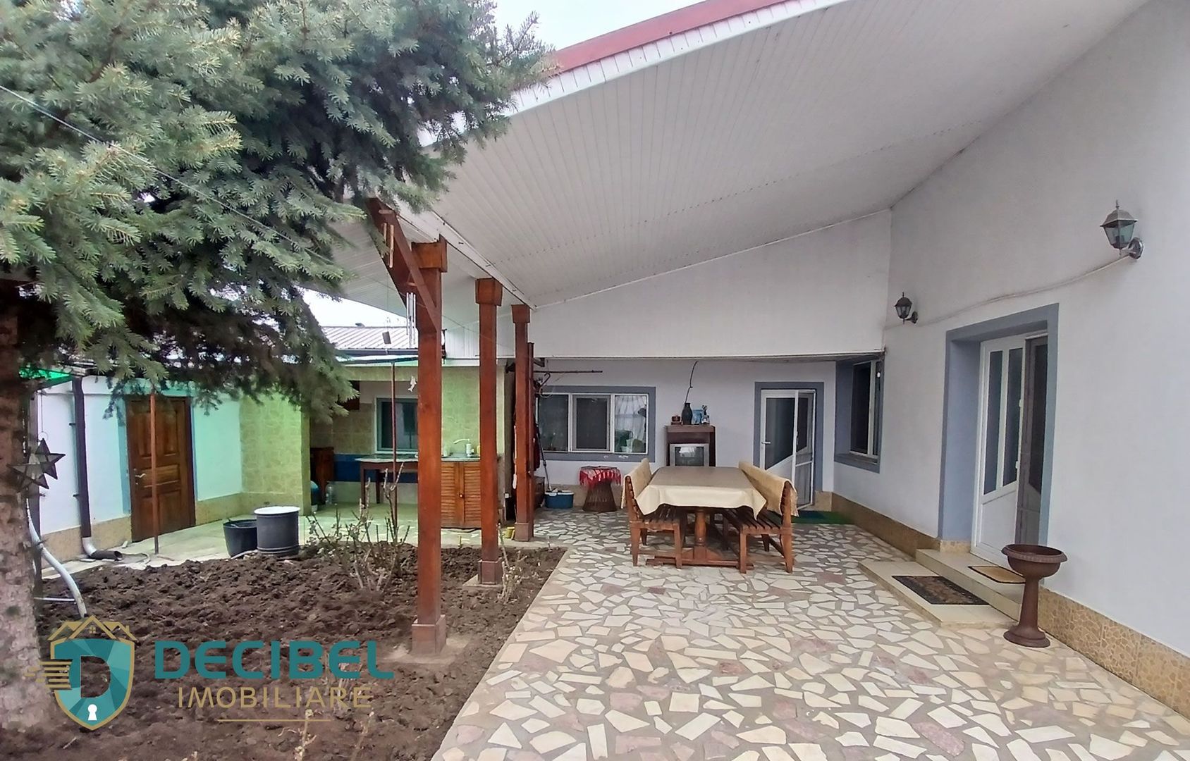 Casă cu mansardă și 4 camere în Cartierul CFR – Tecuci - Poză 15