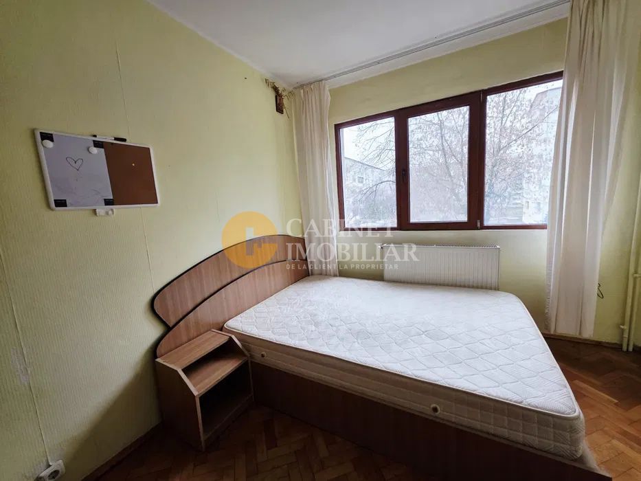 Apartament 2 camere Podu Roș 68mp - Poză 4