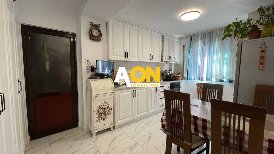 Apartament cu 3 Camere, Etaj 1, Zona Kaufland - Poză 3