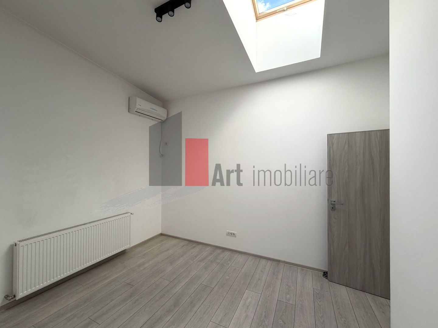 Apartament 3 camere tip Duplex - zona Calea Calarasilor/Popa Nan - Poză 17