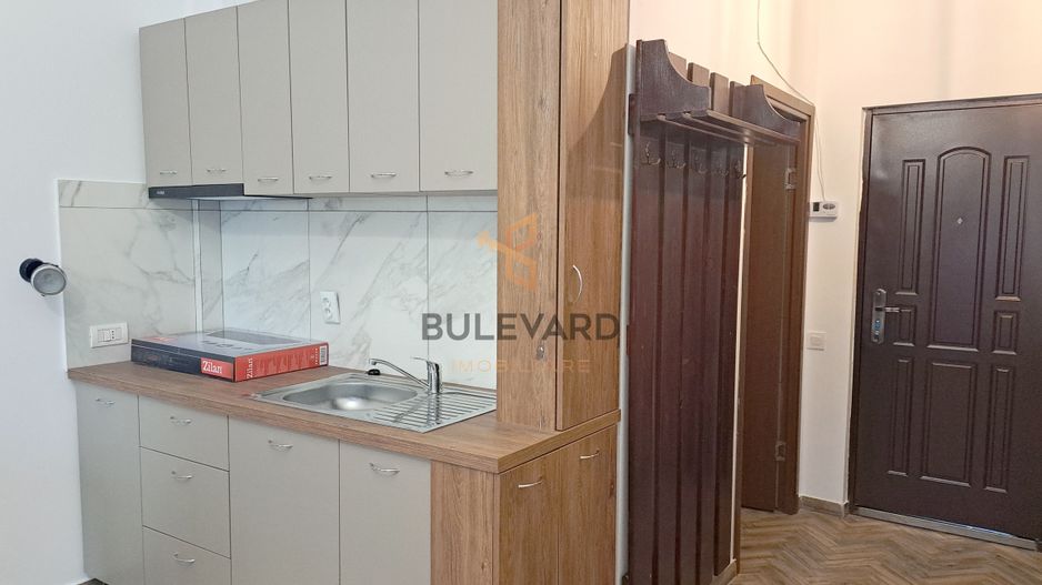 Garsoniera de inchiriata in zona Metro! - Poză 6