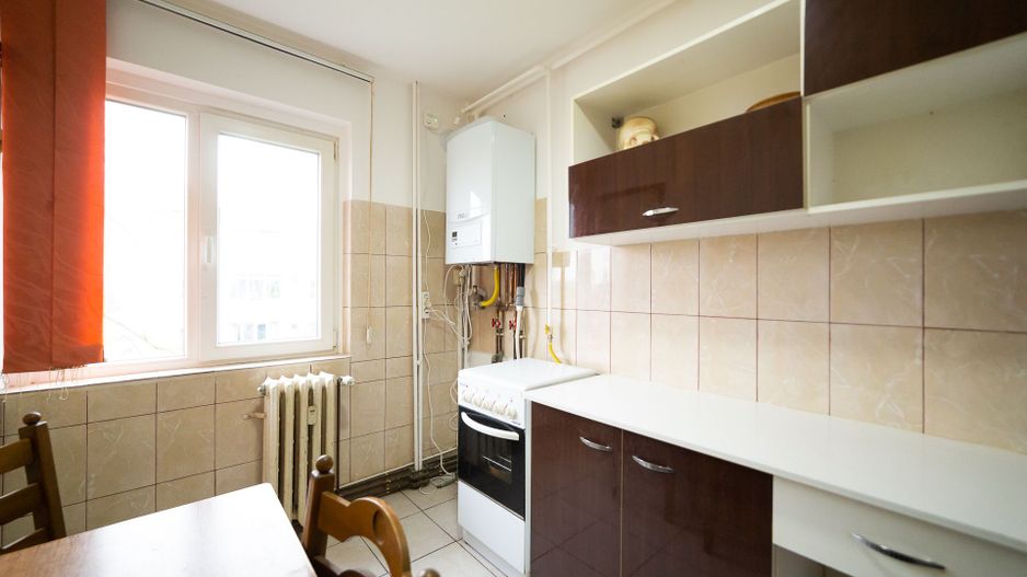 Apartament cu 3 camere de închiriat Vlaicu - Poză 14